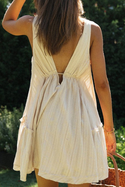Sexy Simplicity Solid Backless V Neck Sleeveless Dress Dresses